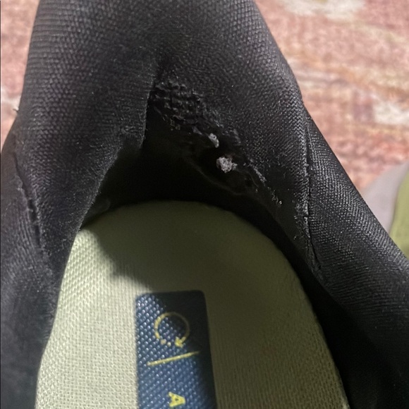 Men’s HOKA Blue/Yellow Running Shoes. Used- photos for minimal wear tear. No box - Picture 8 of 9